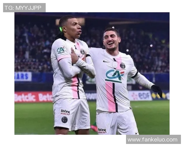 足球巨星个人技能解析与比拼 探讨梅西 C罗 内马尔等球员的独特魅力