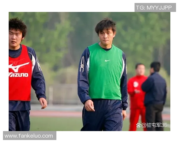 荷兰足球队小脏辫球星的独特魅力与场上表现全解析